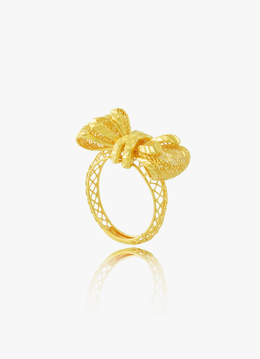 916 Gold Ribbon Ring