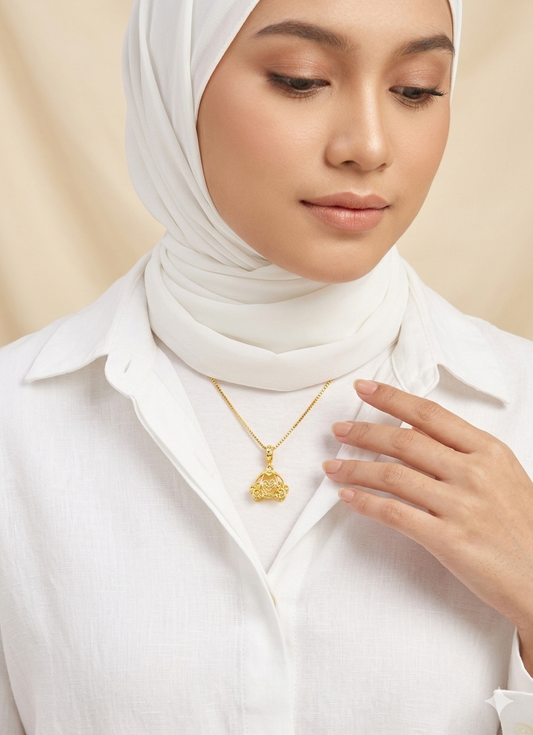 916 gold Cinderella Carriage Pendant