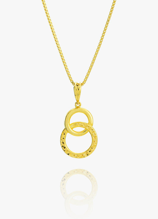 916 Gold Double Interlocking Circle Pendant