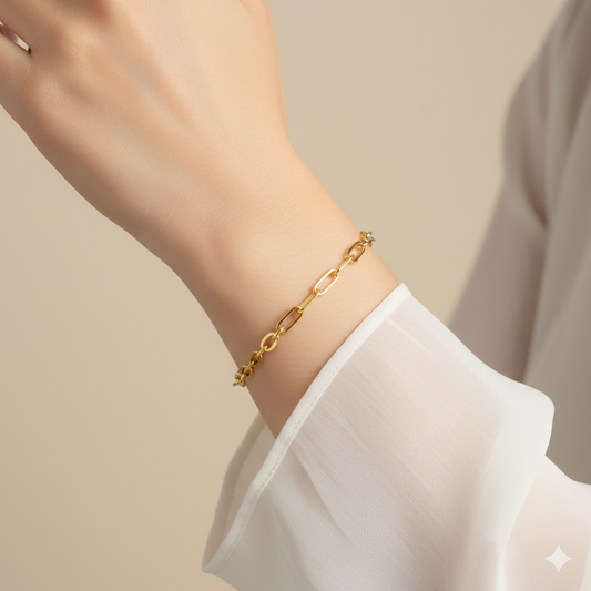 916 Gold Oval Link Bracelet