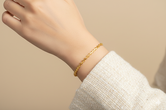 916 Gold Flat Link bracelet