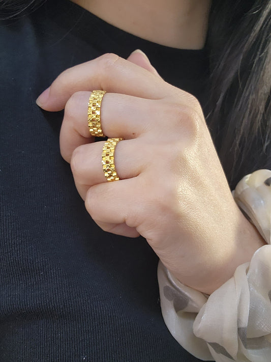 916 Gold Jubilee Ring