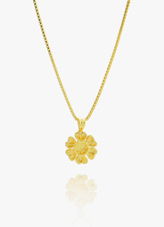 916 Love Daisy Petal Pendant