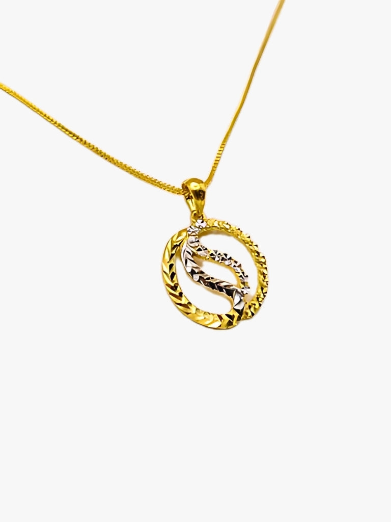 916 Gold 2 Tone Round Pendant