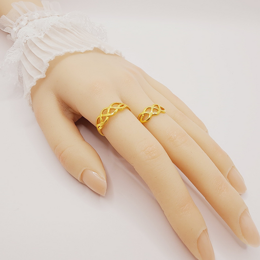 916 Gold Infinity Ring