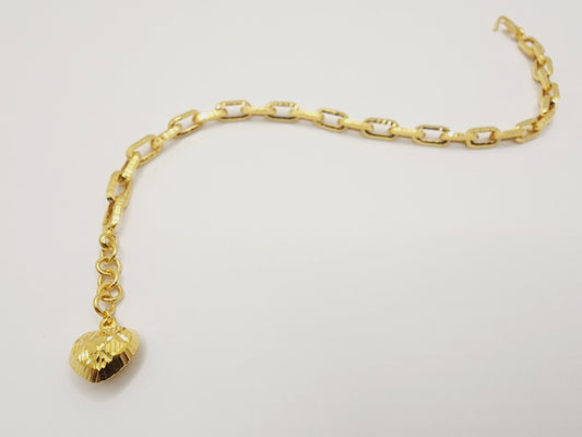 916 Gold Link with love Bracelet