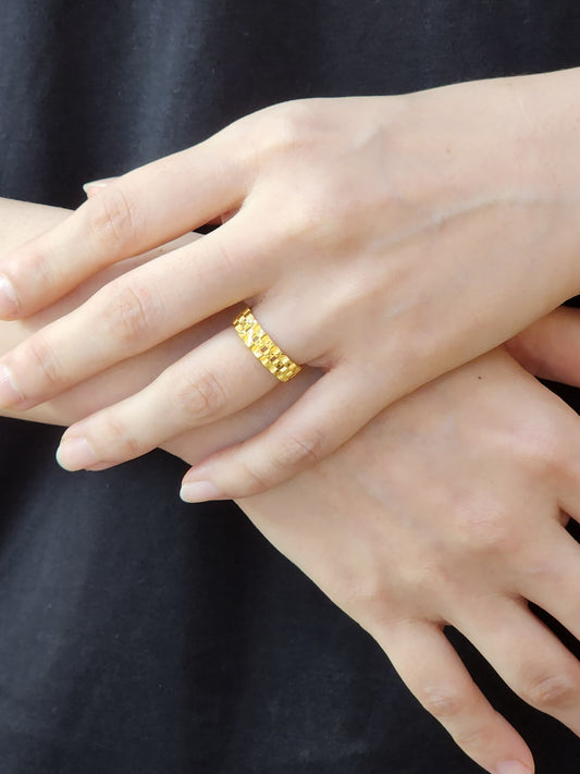 916 Gold Jubilee Ring