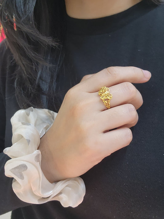 916 Gold Butterfly Ring