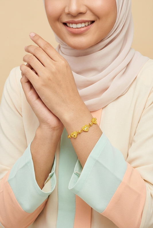 916 Gold 3 Love Link Bracelet